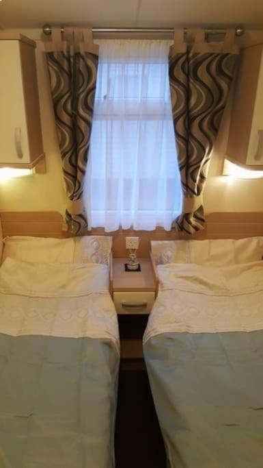 Cozy And Relaxing With Stunning Sea Views Apartamento Lytchett Minster Exterior foto